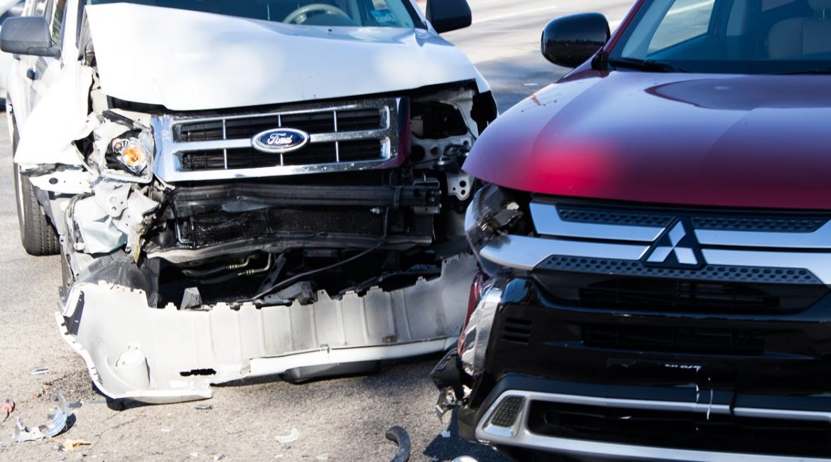 Pembroke Pines, FL - Serious Auto Collision on 103rd Ave near Palm Ave